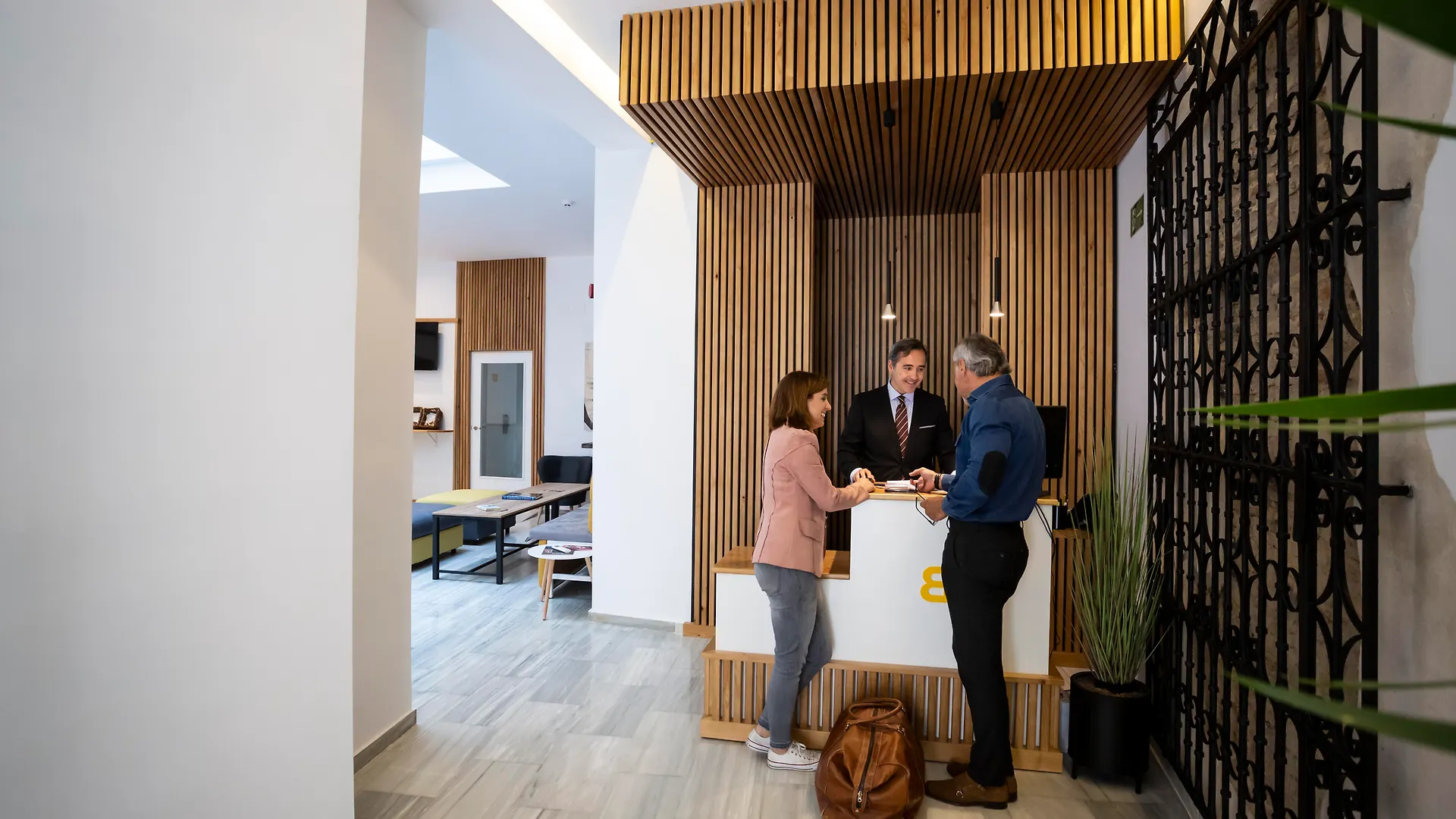 Basic Hotel Sevilla Catedral Spanien